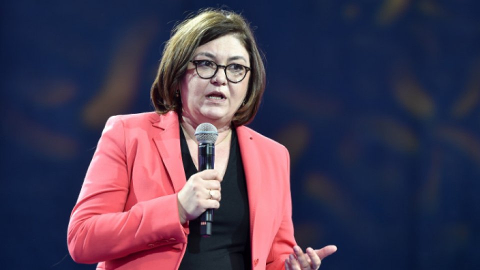 Adina Vălean, audiată în comisia de transporturi a PE