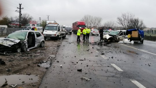 Grav accident rutier în Focșani. Două persoane decedate și patru rănite