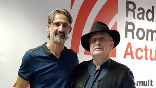 Mircea Dinescu, Între Prieteni