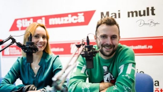 Ajunul de Crăciun în familia Oana Ioniță – Florin Budnaru