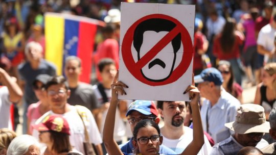 Venezuela: Maduro anunţă că va organiza noi alegeri legislative anticipate