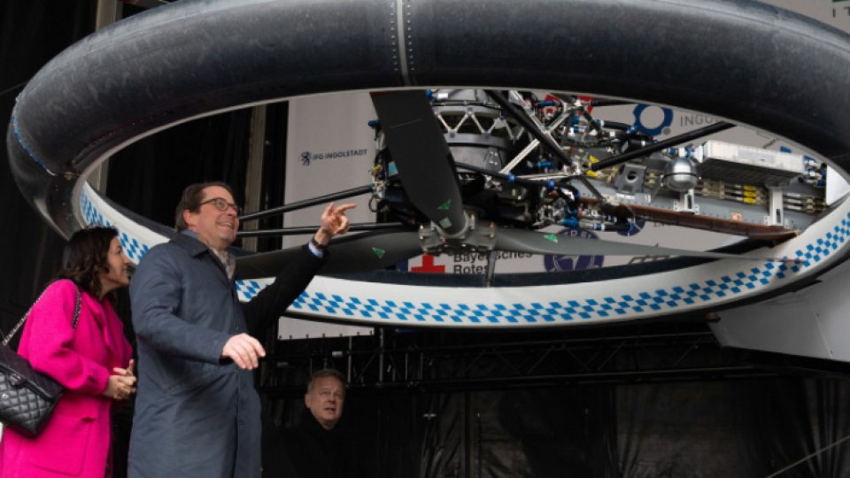 În oraşul german Ingolstadt a fost prezentat un model de taxi zburător