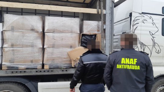 O tona de tutun vrac depistata la PTF Petea