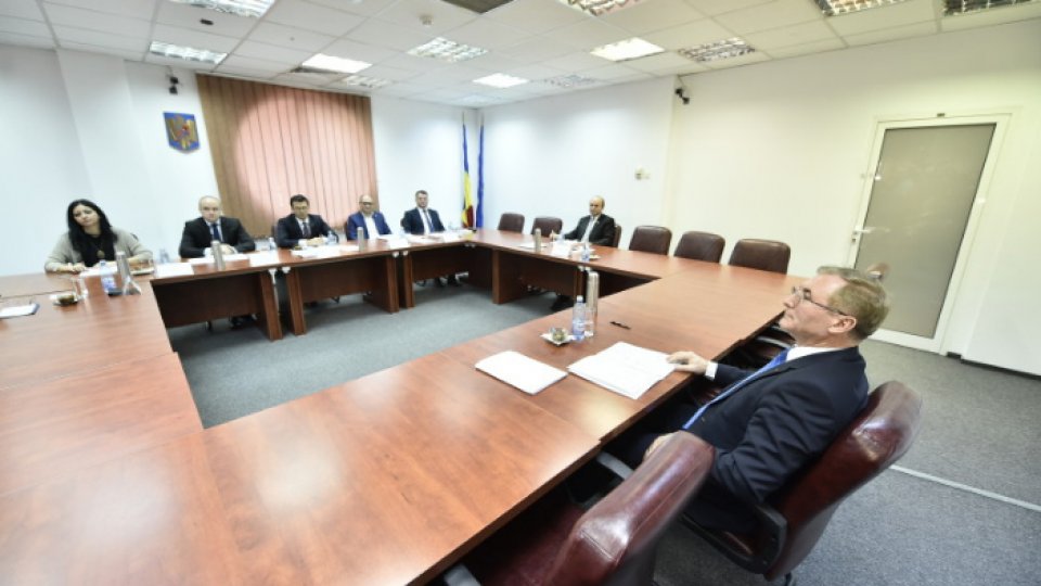 Ultima zi de depunere a candidaturilor pentru funcţia de procuror general