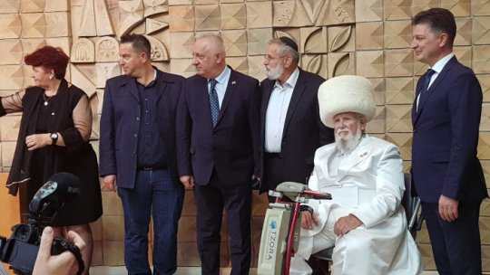 Preşedintele şi ministrul de externe, laureaţi ai Galei Omul anului