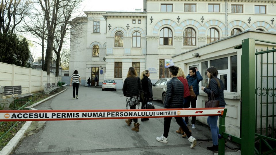 Cursurile au fost suspendate la Colegiul "Gheorge Lazăr"