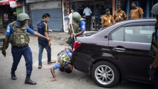 15 morți după un raid al poliției la locuințele unor suspecți