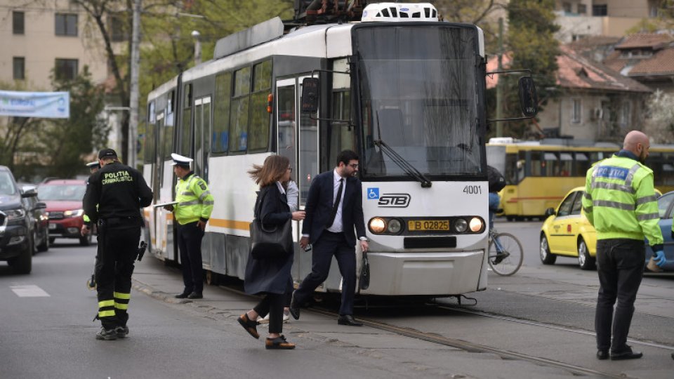 Circulaţia tramvaiului 41 din Capitală, blocată din cauza unui accident
