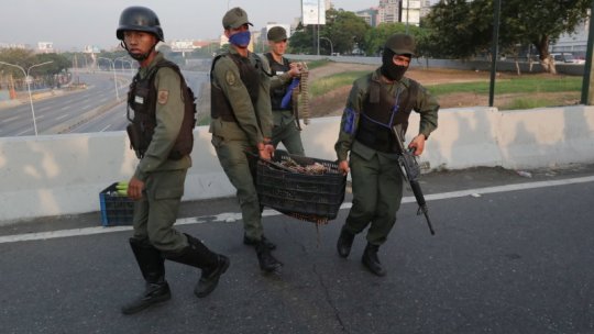 Venezuela: Liderul opoziției afirmă că "o mare parte a armatei îl sprijină"