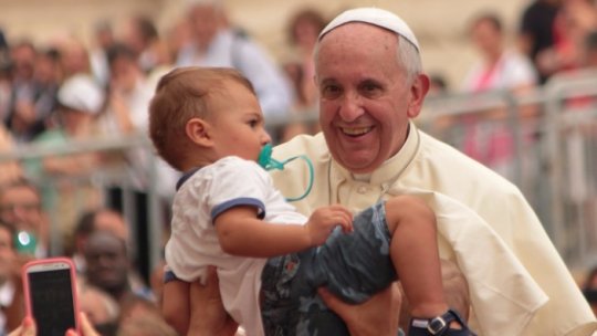 Peste 100 de mii de înscrişi la Liturghia pe care o va oficia Papa Francisc