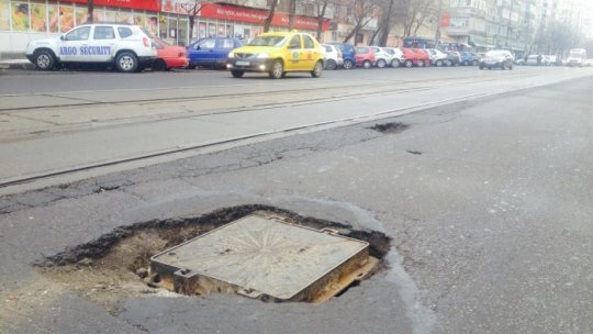 Demonstraţii la Botoşani pentru "drumuri mai bune"