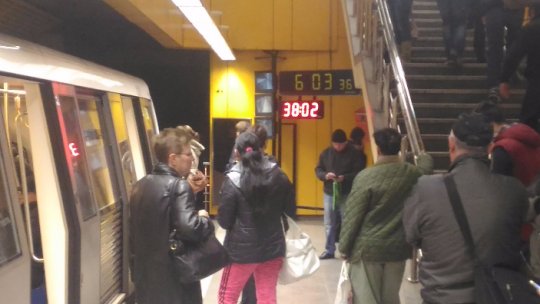 Metroul circulă cu o decalare de două minute pe Magistrala 2 Berceni-Pipera