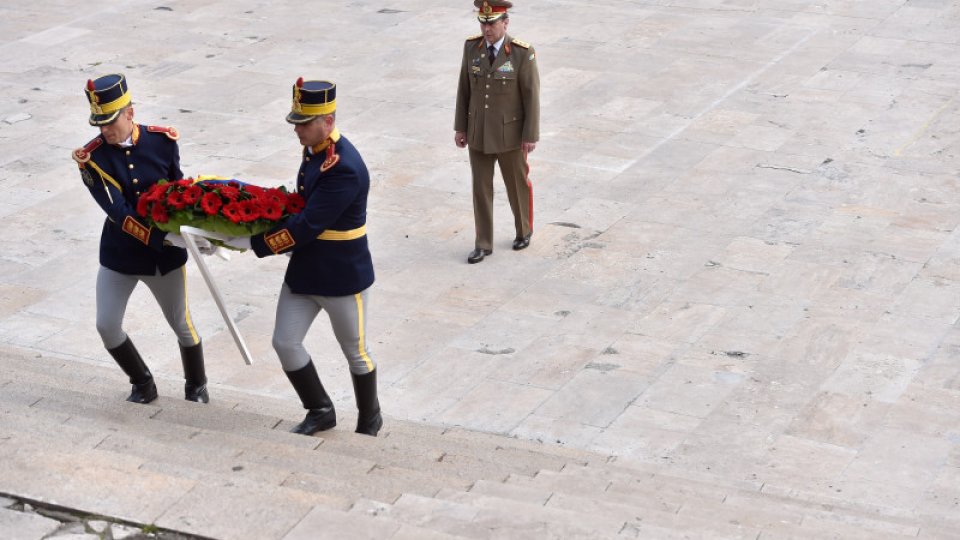 Ceremonii militare la Craiova şi la Râmnicu Vâlcea, de Ziua Europei