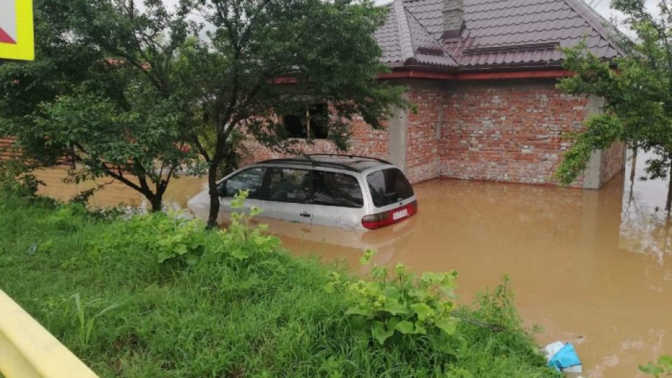 Jud. Giurgiu, apa din cel puţin 200 de fântâni nu mai este potabilă