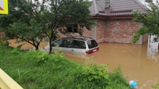 Există în continuare risc de inundaţii în mai multe zone din ţară