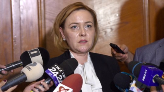 Ministrul de interne, Carmen Dan, a anunţat că demisionează din fucţie