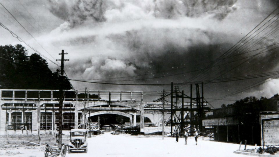 Omagiu la Nagasaki ptr victimele bombelor atomice din 1945