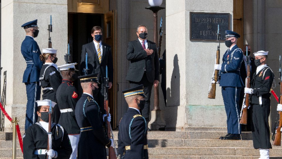 Nicolae Ciucă a avut convorbiri cu membri ai Senatului SUA