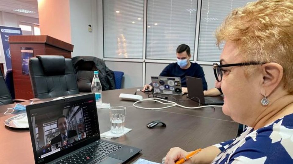 Ediție specială "Oameni care mișcă România",  de la sediul CERT.RO