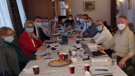 Prima rundă de negocieri între PNL, USR PLUS și UDMR s-a încheiat