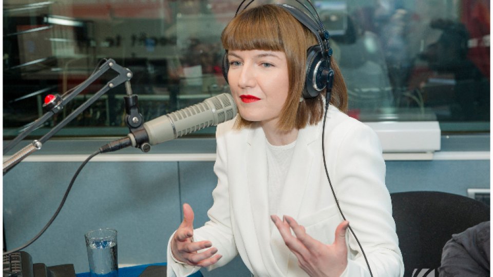 "Sunt încă o personă timidă, deşi sunt în lumina reflectoarelor"