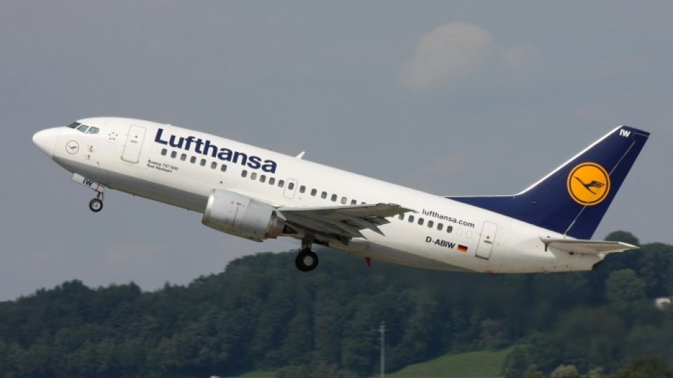 Lufthansa reţine la sol aproape toate avioanele sale