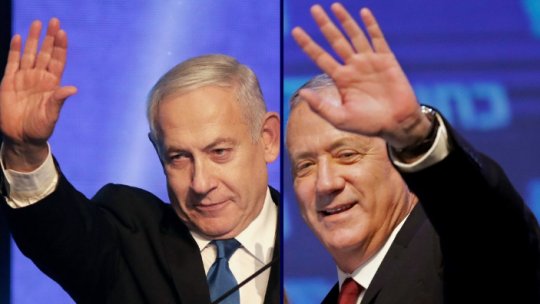 Premierul Benjamin Betanyahu a reuşit să formeze un guvern cu Benny Gantz