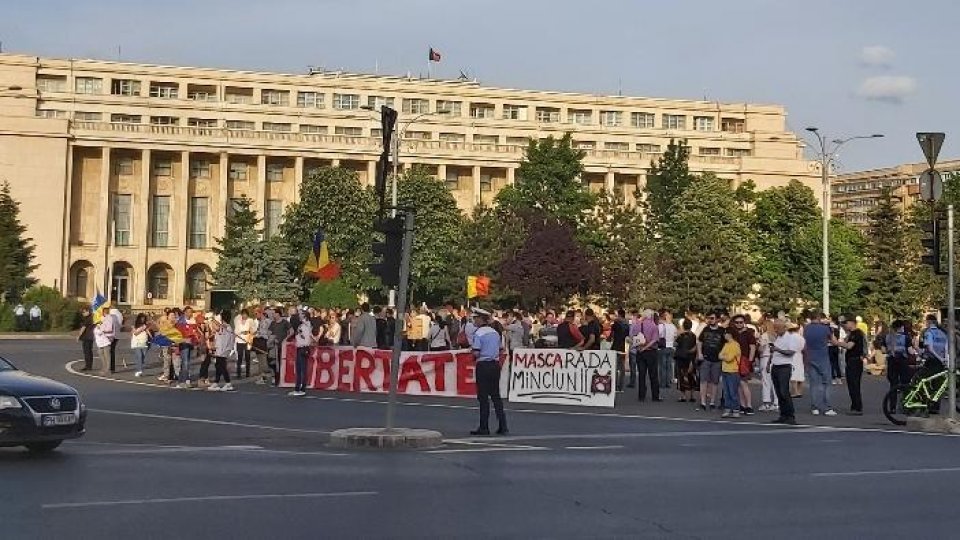 Protest în Piaţa Victoriei