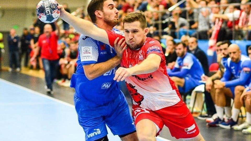 Nicușor Negru și-a prelungit contractul cu Dinamo București