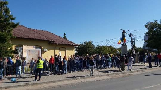 Aglomeraţie la secţiile de votare din Tunari, judeţul Ilfov