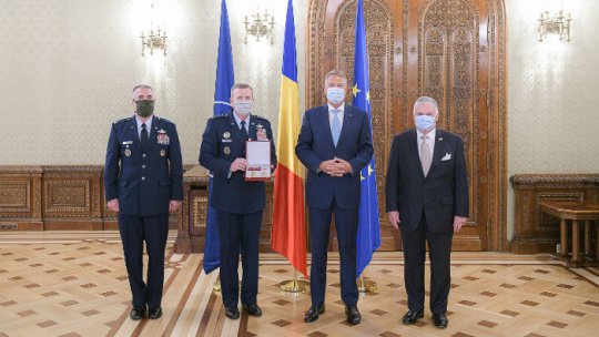 Iohannis, meeting with the Supreme Allied Commander Europe, T. Wolters