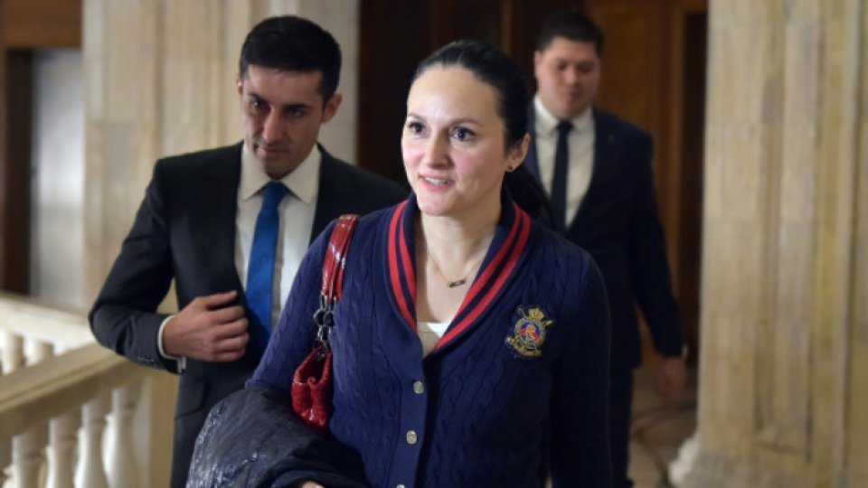 ÎCCJ decide că Alina Bica rămâne cu pedeapsa de 4 ani de închisoare