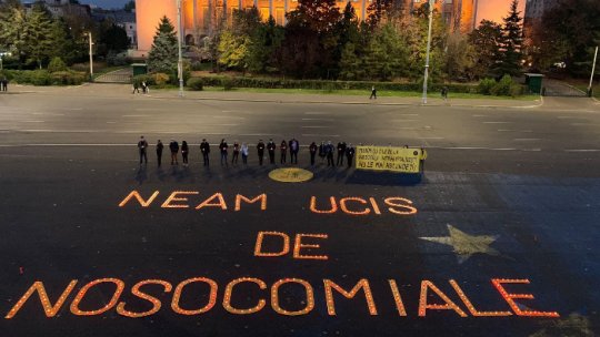 Protest al membrilor organizaţiei "Declic"