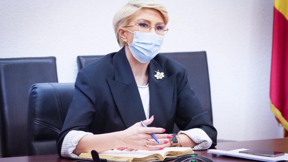 Guvernul a adoptat majorarea salariului minim cu 10% în valoare netă