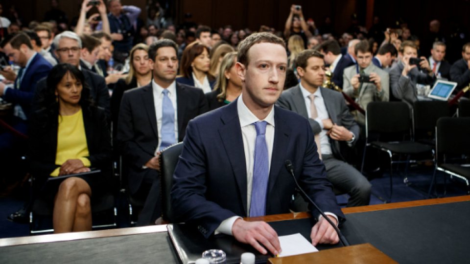 Fondatorul Facebook şi-a prezentat scuzele după ce rețeaua a fost blocată