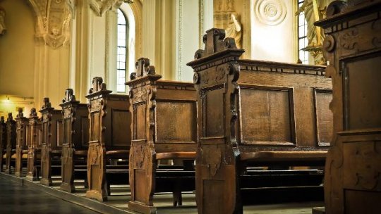 Sute de mii de copii, victime ale abuzurilor Bisericii Catolice din Franța