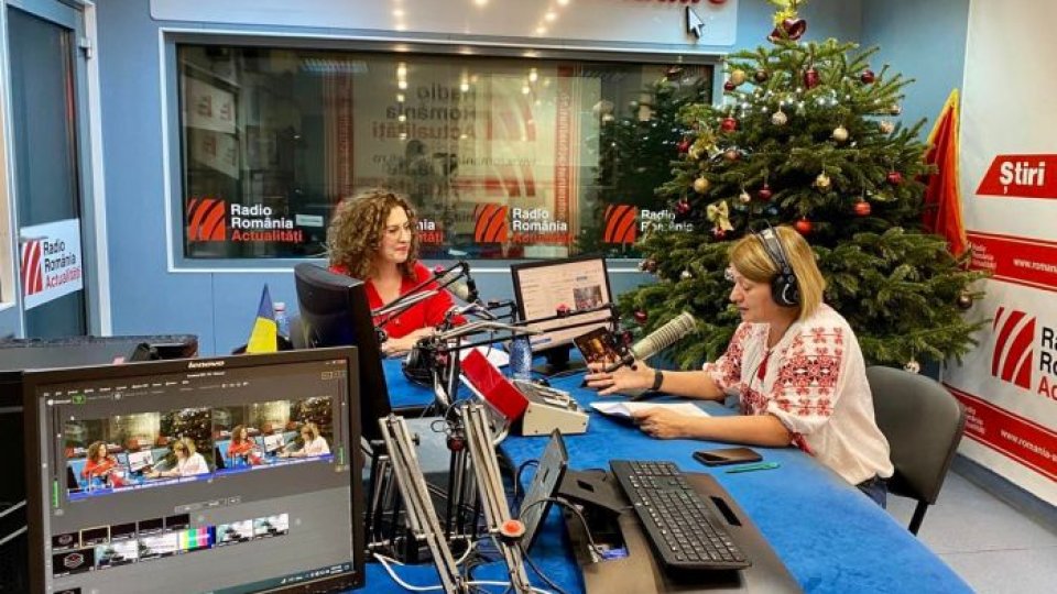 “Fata din curcubeu”. Destăinuiri din spatele cortinei