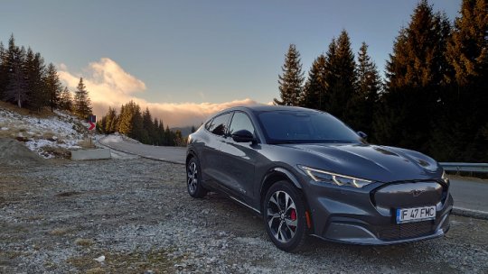 Probă de Drum - Ford Mustang Mach-e