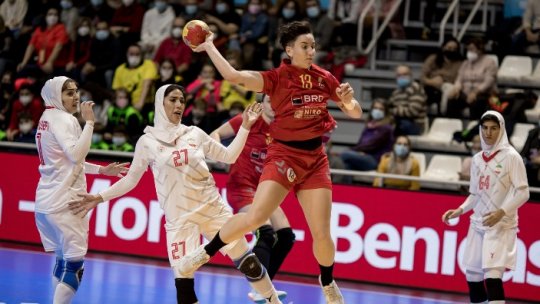 România victorie în primul meci la CM Handbal