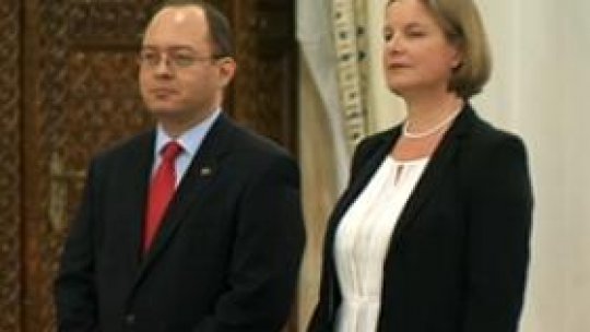 Profesorii din România vor învăța cum să predea româna copiilor maghiari