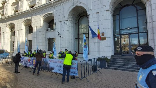 Cartel Alfa continuă protestele, pentru a cincea săptămână consecutiv