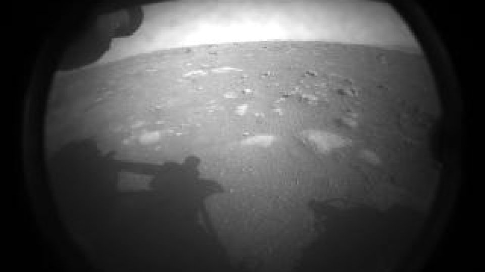 NASA: Roverul "Perseverance" a ajuns pe Marte