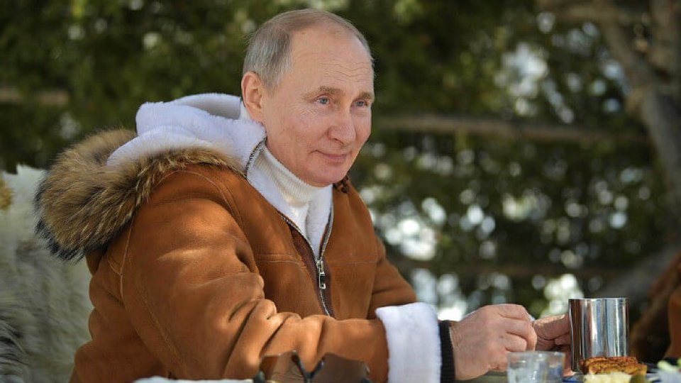 Preşedintele Rusiei, Vladimir Putin, "s-a vaccinat anti-COVID-19"