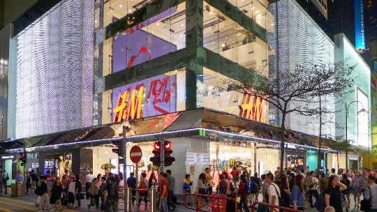 Guvernul chinez îşi confirmă susţinerea pentru boicotarea produselor H&M