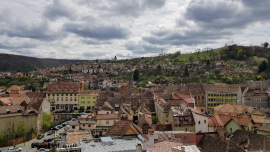 În zeci de comune mureşene se întrerupe curentul „aproape zilnic”