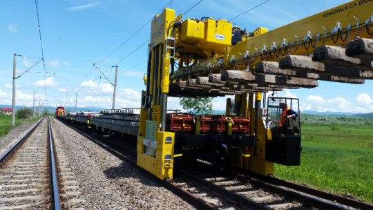 CFR Infrastructură vrea să cumpere două trenuri de lucru