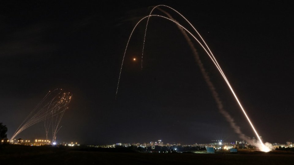 Trei rachete au fost trase aseară dinspre Siria în direcția Israelului