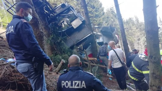Italia: 12 persoane au murit după ce o telecabină s-a prăbușit