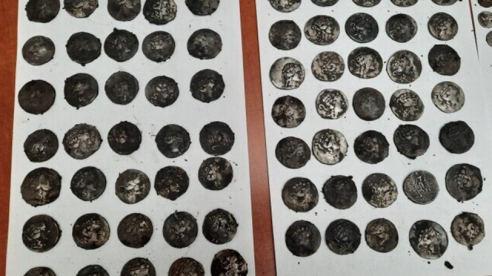 Over 200 ancient coins, discovered at Buftea