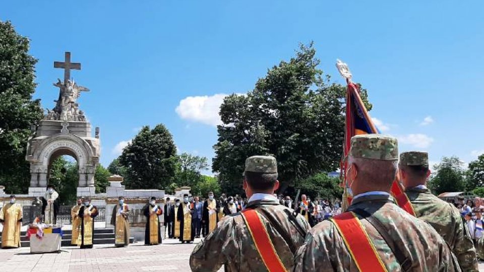 Manifestări de Ziua Eroilor desfăşurate în Galaţi